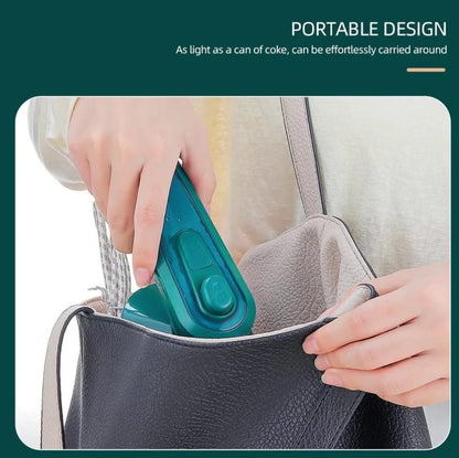 Compact Handheld Garment Steamer – Wrinkle-Free Clothes in Minutes